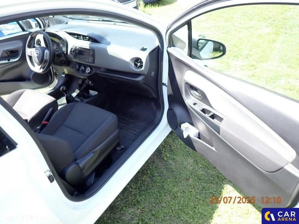 Toyota Yaris 1.5 Active - 24
