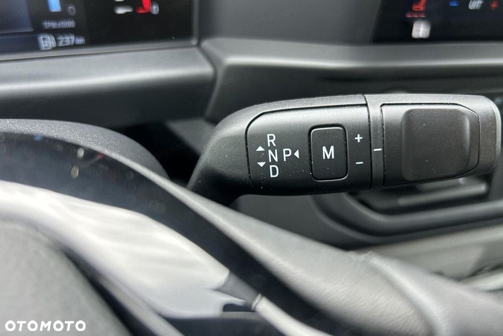 Ford Transit Custom 320 L2H1 Trend AT8 2.0 170KM - 14