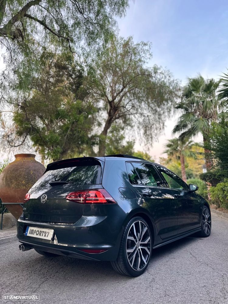 VW Golf 2.0 TDi GTD DSG - 4