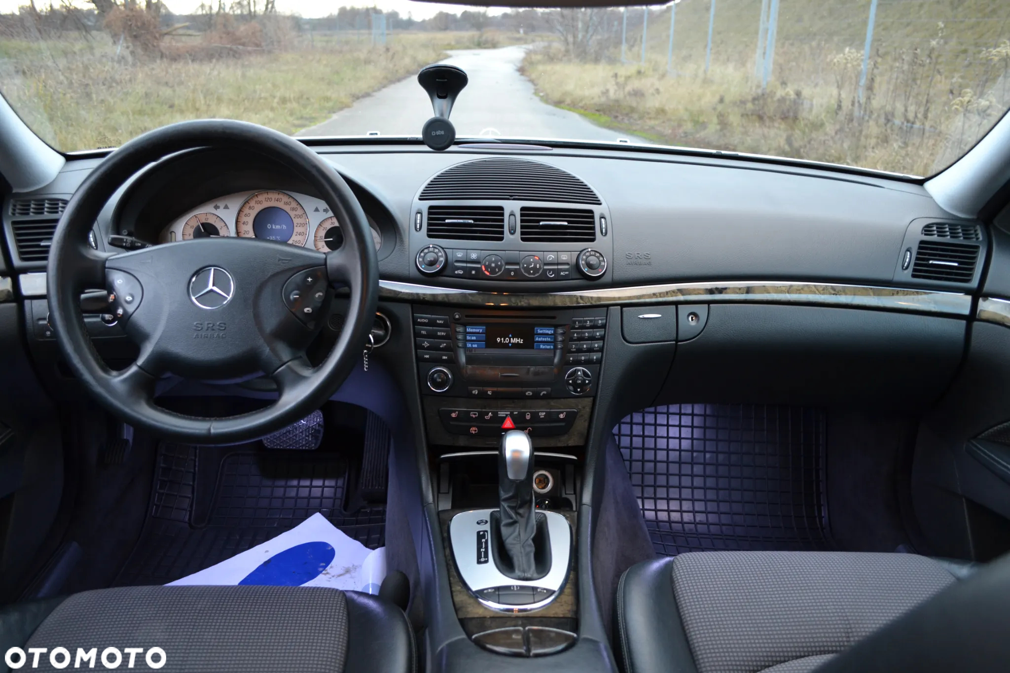 Mercedes-Benz Klasa E 240 4-Matic T Avantgarde - 16