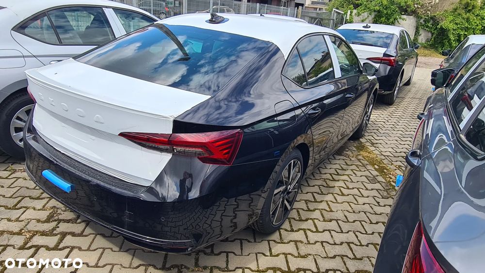 Skoda Octavia 1.5 TSI e-Tec Sportline DSG - 4