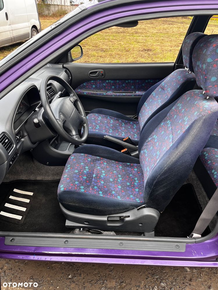 Suzuki Swift 1.0 GL - 10