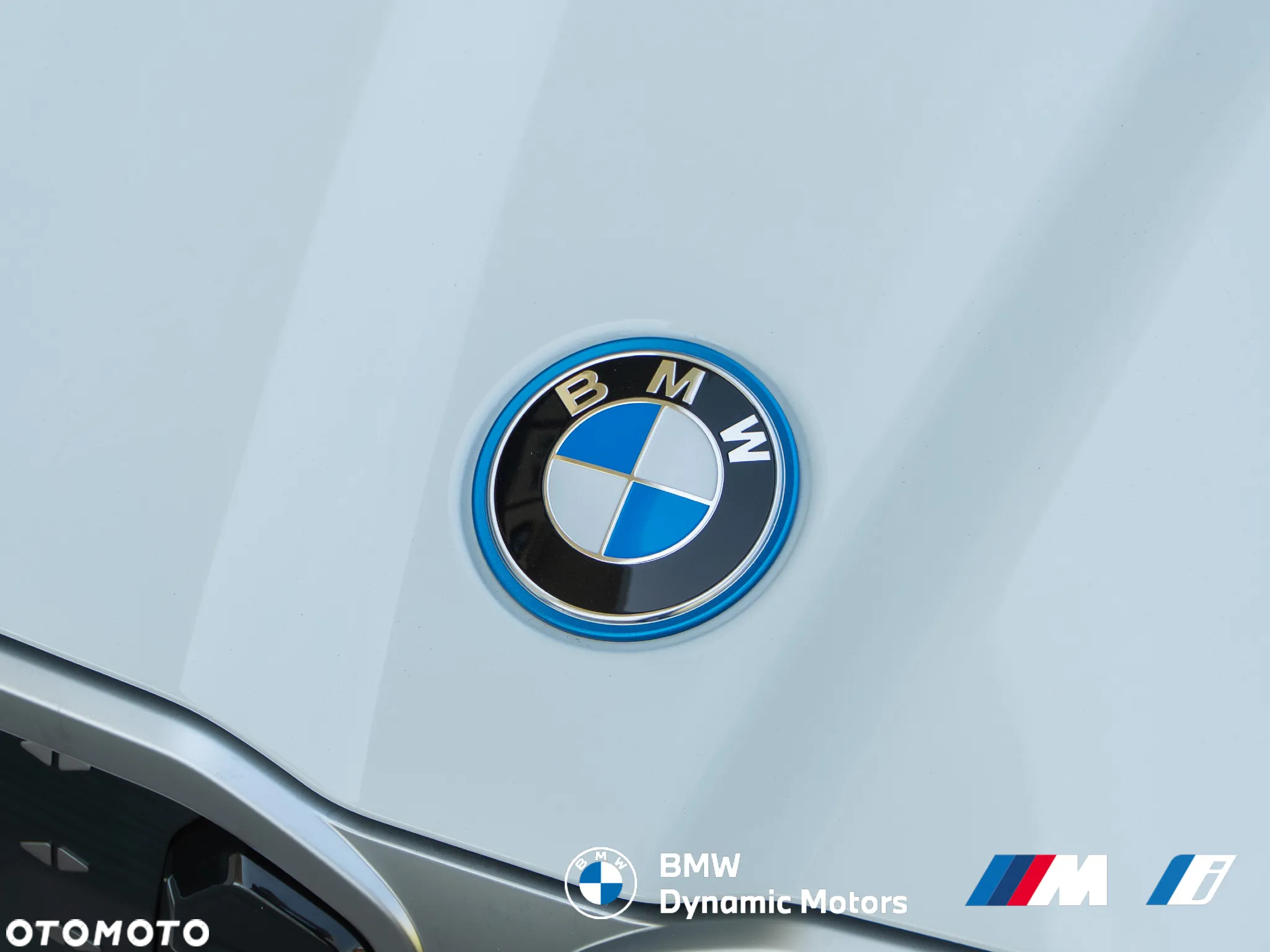 BMW iX2 - 9