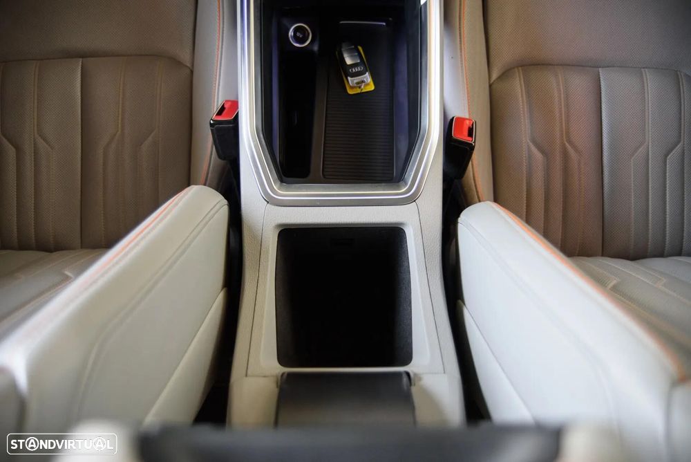 Audi e-tron 55 quattro - 52