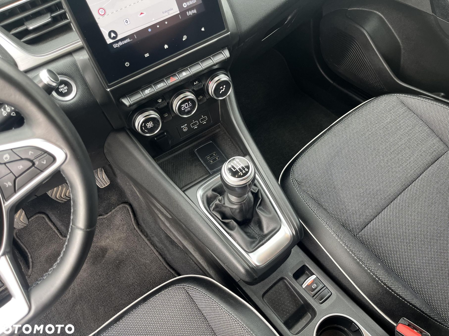 Renault Captur 1.0 TCe Intens - 15