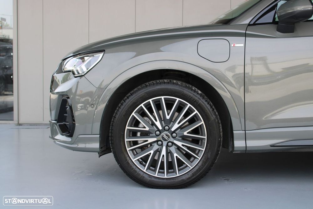 Audi Q3 45 TFSIe S line S tronic - 10