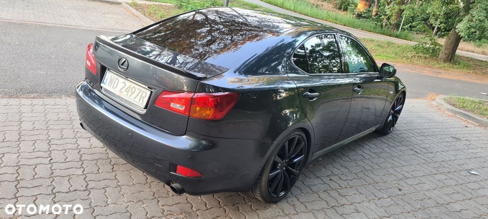 Lexus IS - 3