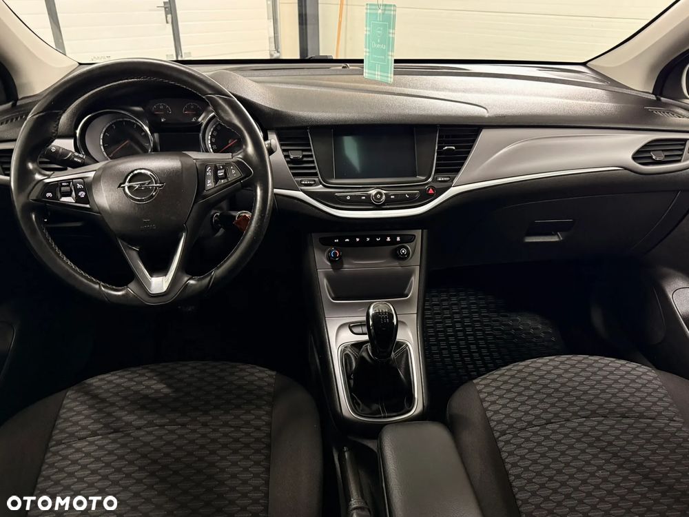 Opel Astra 1.4 T Enjoy - 13