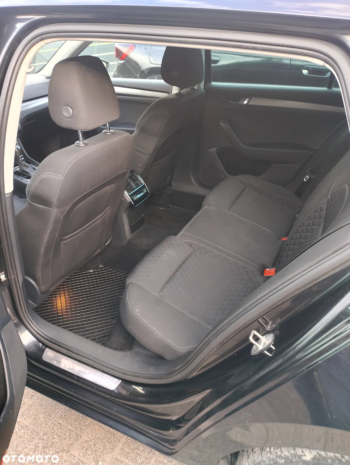 Skoda Superb 2.0 TDI 4x4 Ambition DSG - 6