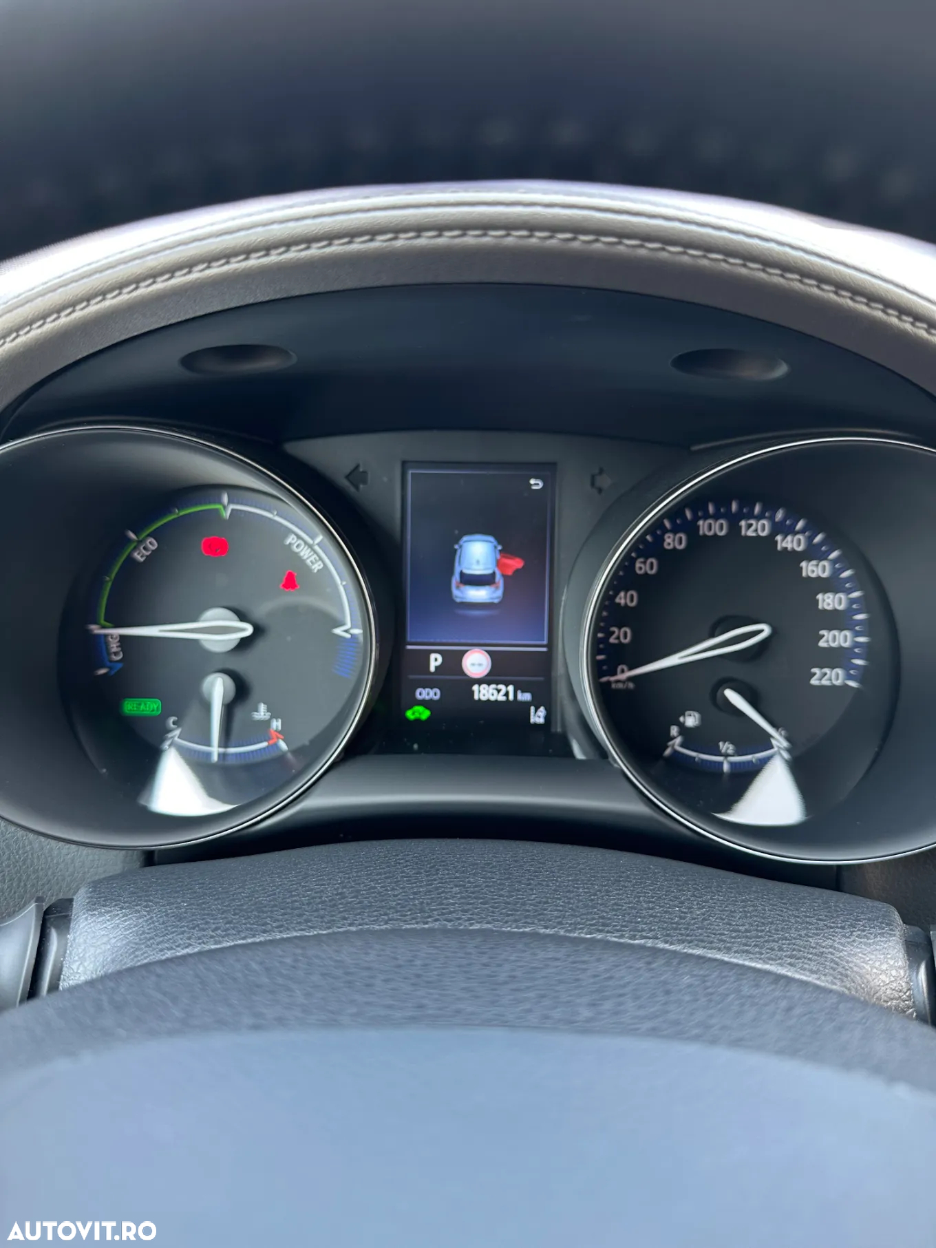 Toyota C-HR 2.0 HSD 184 CP 4x2 CVT Classy Bi-Tone - 9