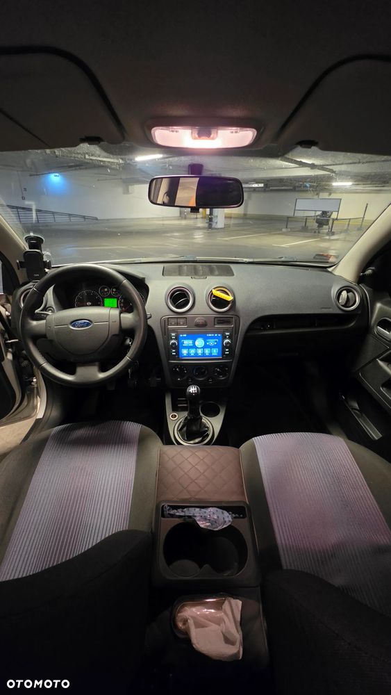 Ford Fusion 1.4 Trend - 10