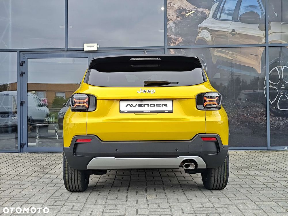 Jeep Avenger 1.2 T3 mHEV Summit FWD eDCT6 - 7