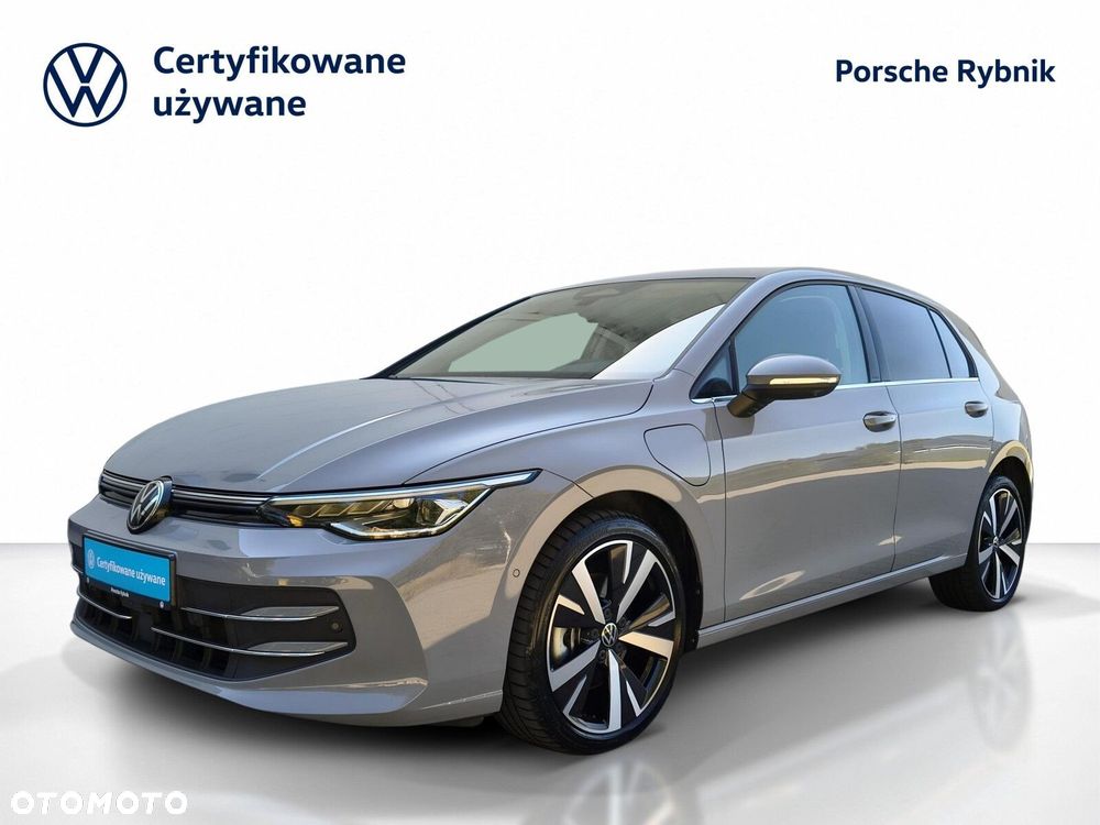 Volkswagen Golf - 2