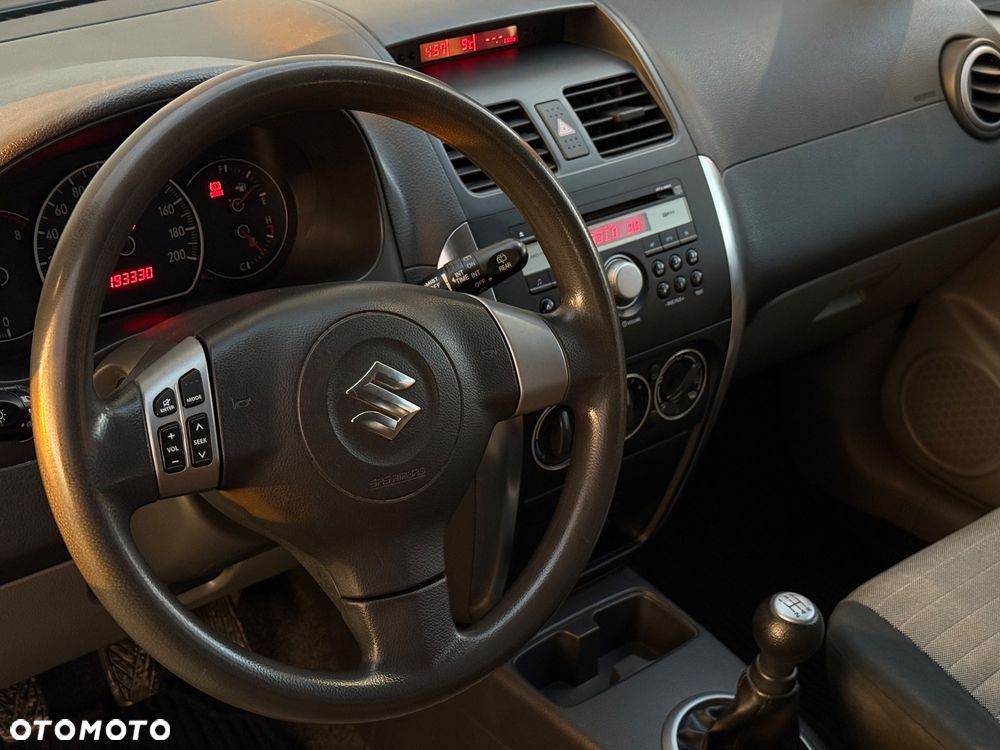 Suzuki SX4 1.6 VVT 4x2 Comfort - 14