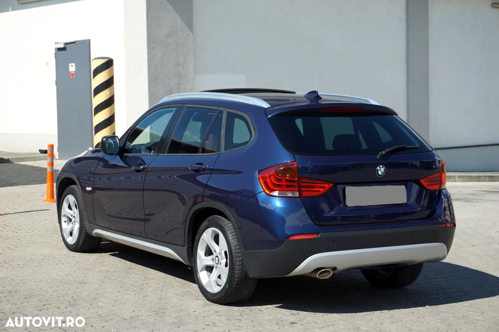BMW X1 xDrive20d - 10