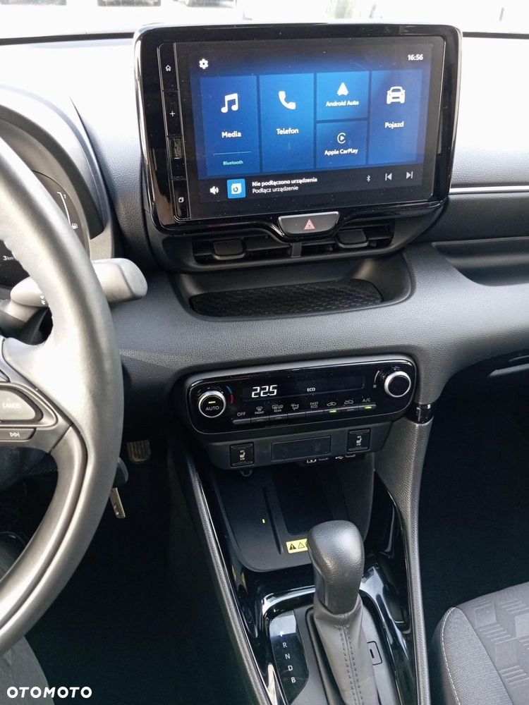 Toyota Yaris Hybrid 1.5 Style - 18