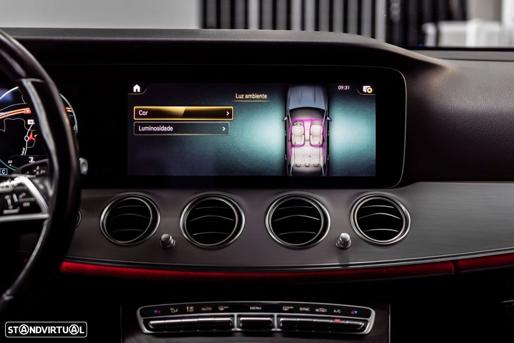 Mercedes-Benz E 220 d Exclusive Line - 26
