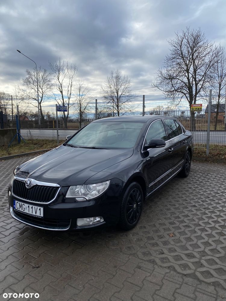 Skoda Superb 2.0 TDI DSG Elegance - 37