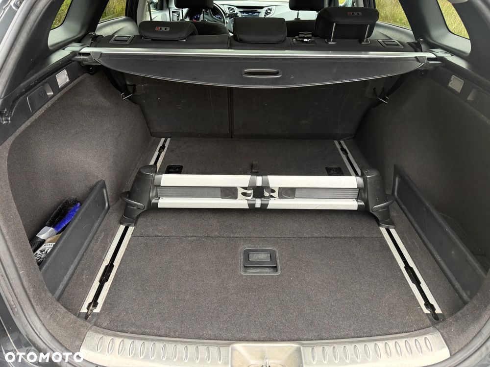 Hyundai i40 Kombi blue 1.7 CRDi Style - 15