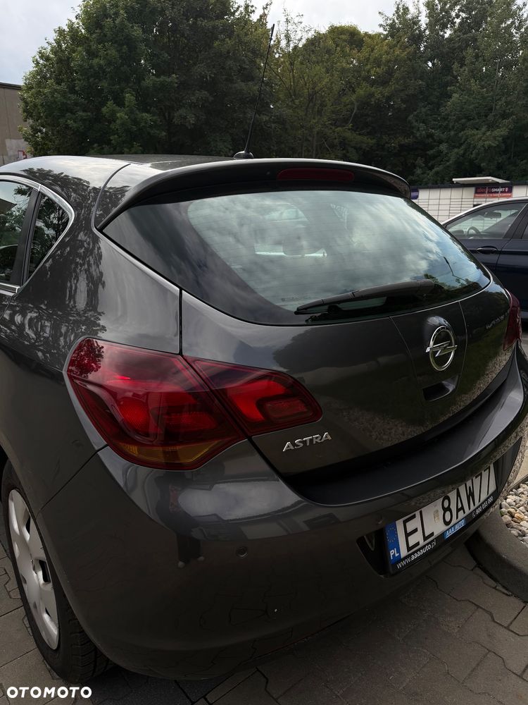 Opel Astra 1.6 Cosmo - 3