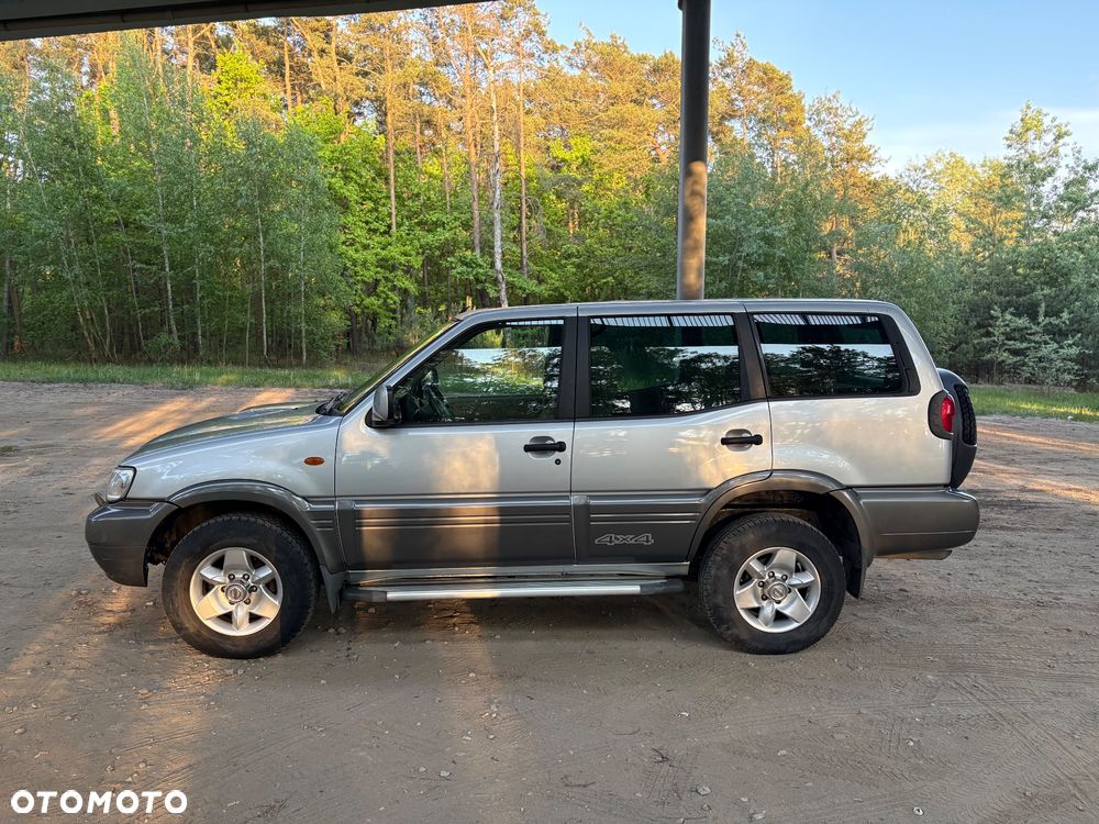Nissan Terrano 2.7 TD S - 6