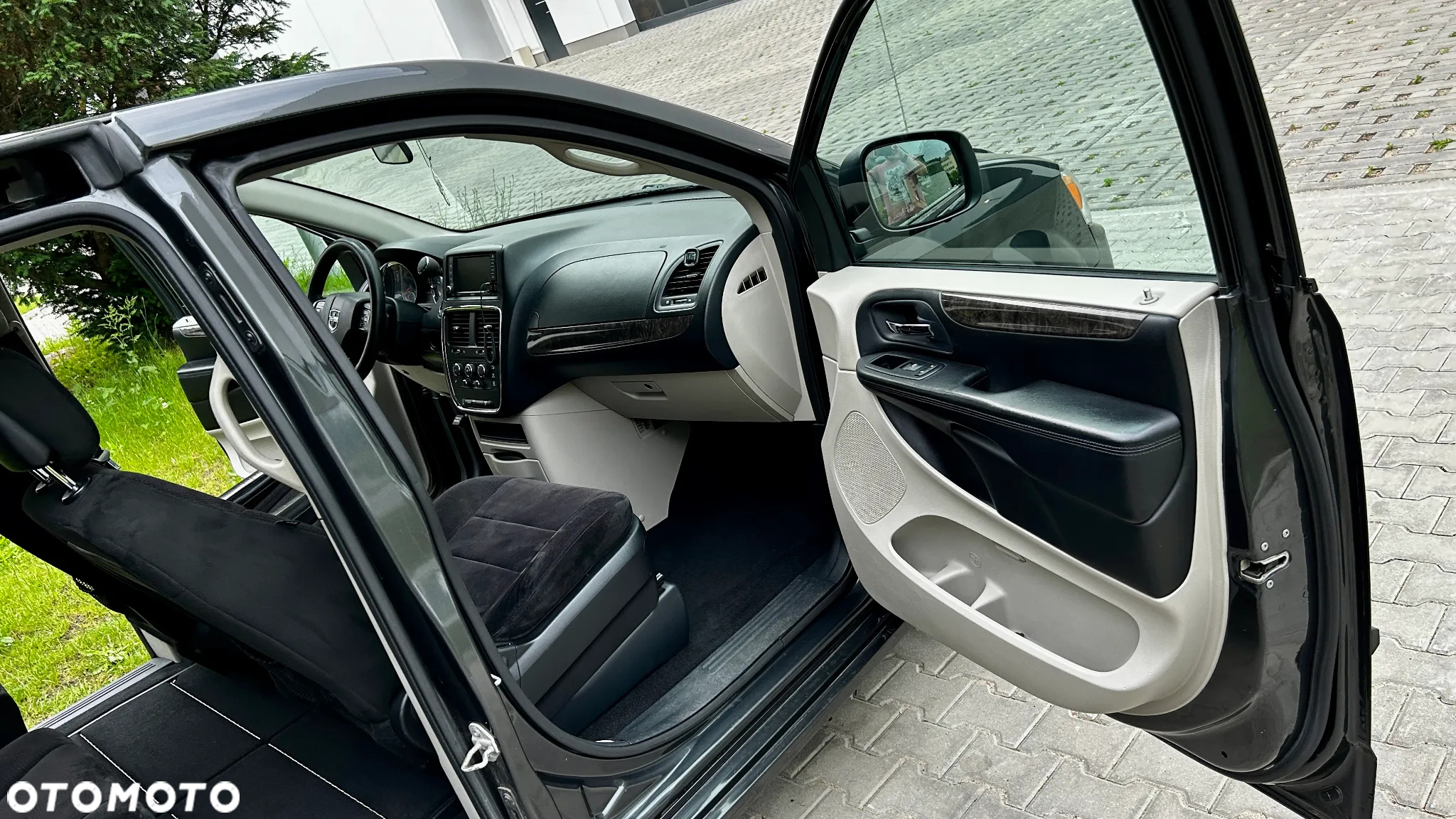 Dodge Grand Caravan 3.6 Express - 22