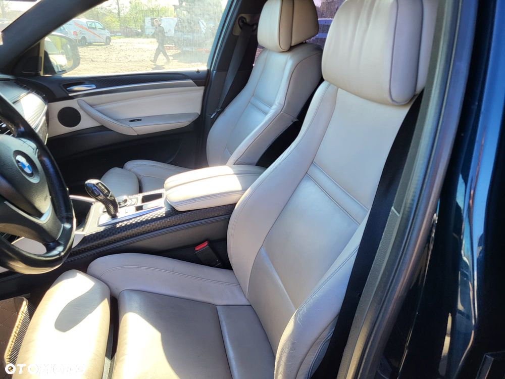BMW X6 xDrive40d Edition Exclusive - 26