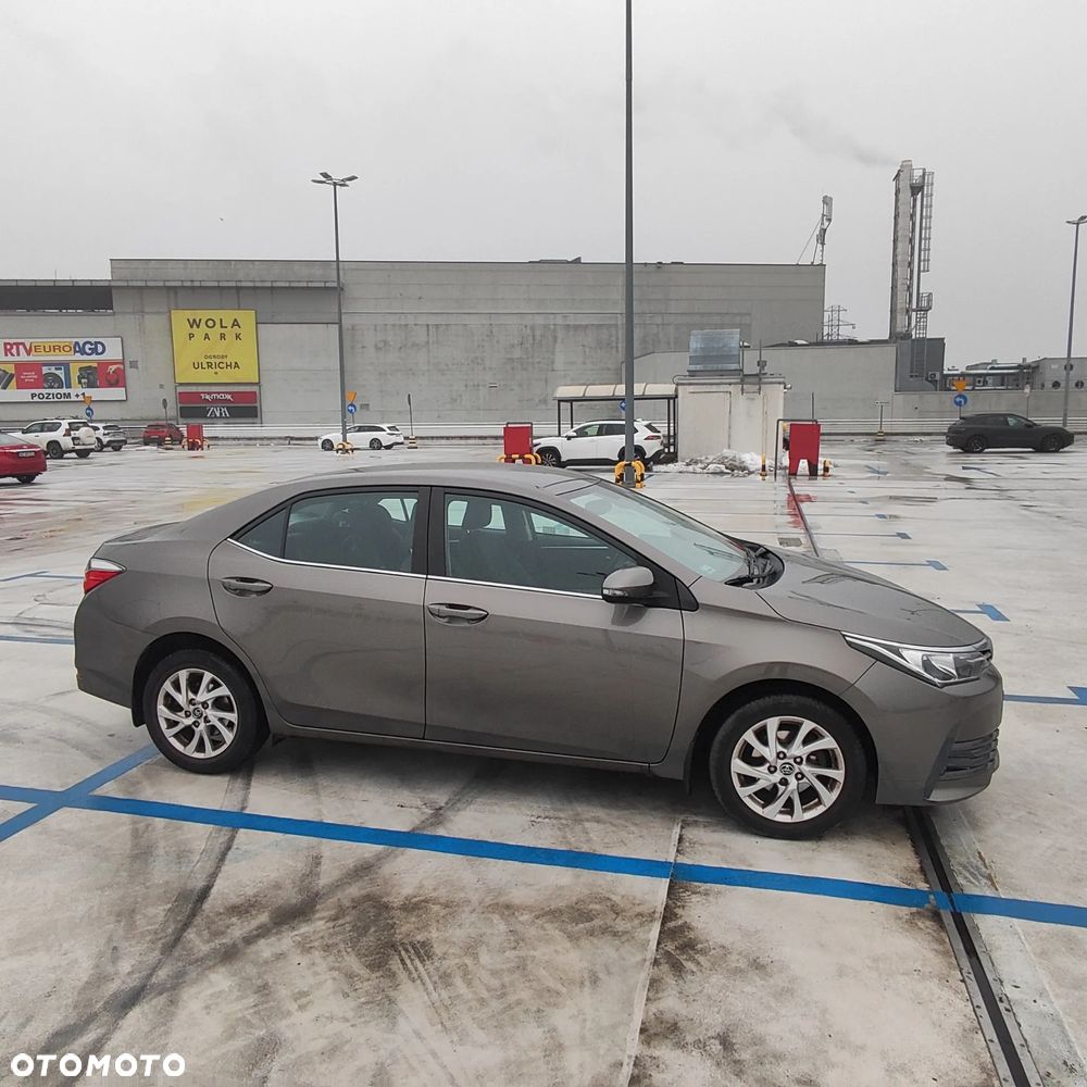 Toyota Corolla 1.6 Comfort - 7