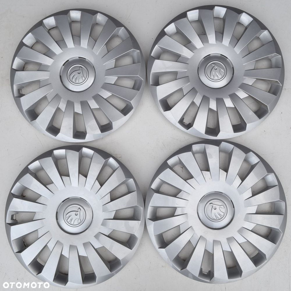 ORYGINALNE KOŁPAKI OEM SKODA 16 CALI x4szt. K-700 - 2