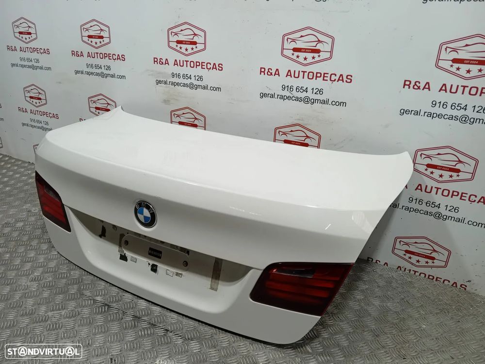 Tampa de Mala BMW Serie 5 F10 Original - 3