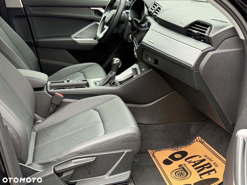 Audi Q3 Sportback - 13