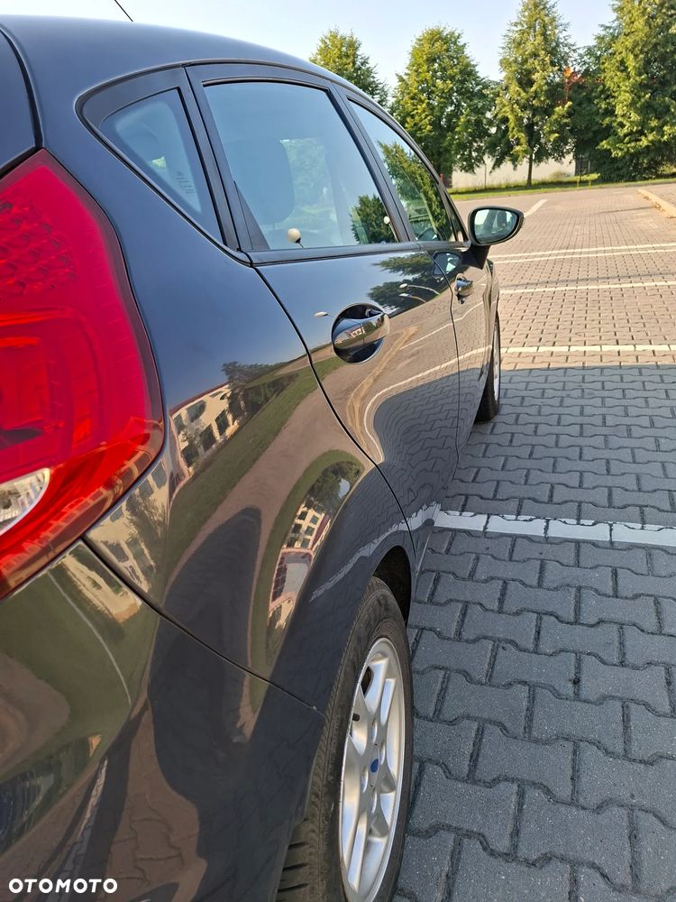 Ford Fiesta 1.4 Trend - 19