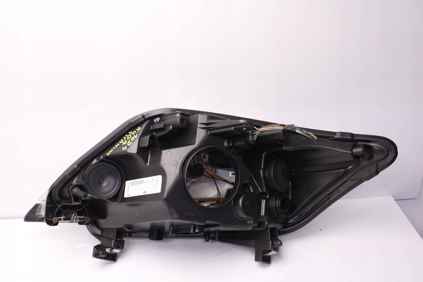 FORD KUGA MK1 08R- REFLEKTOR PRAWY LAMPA PRAWA PRZEDNIA PRZÓD - 2