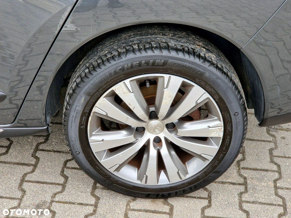 Peugeot 3008 - 18