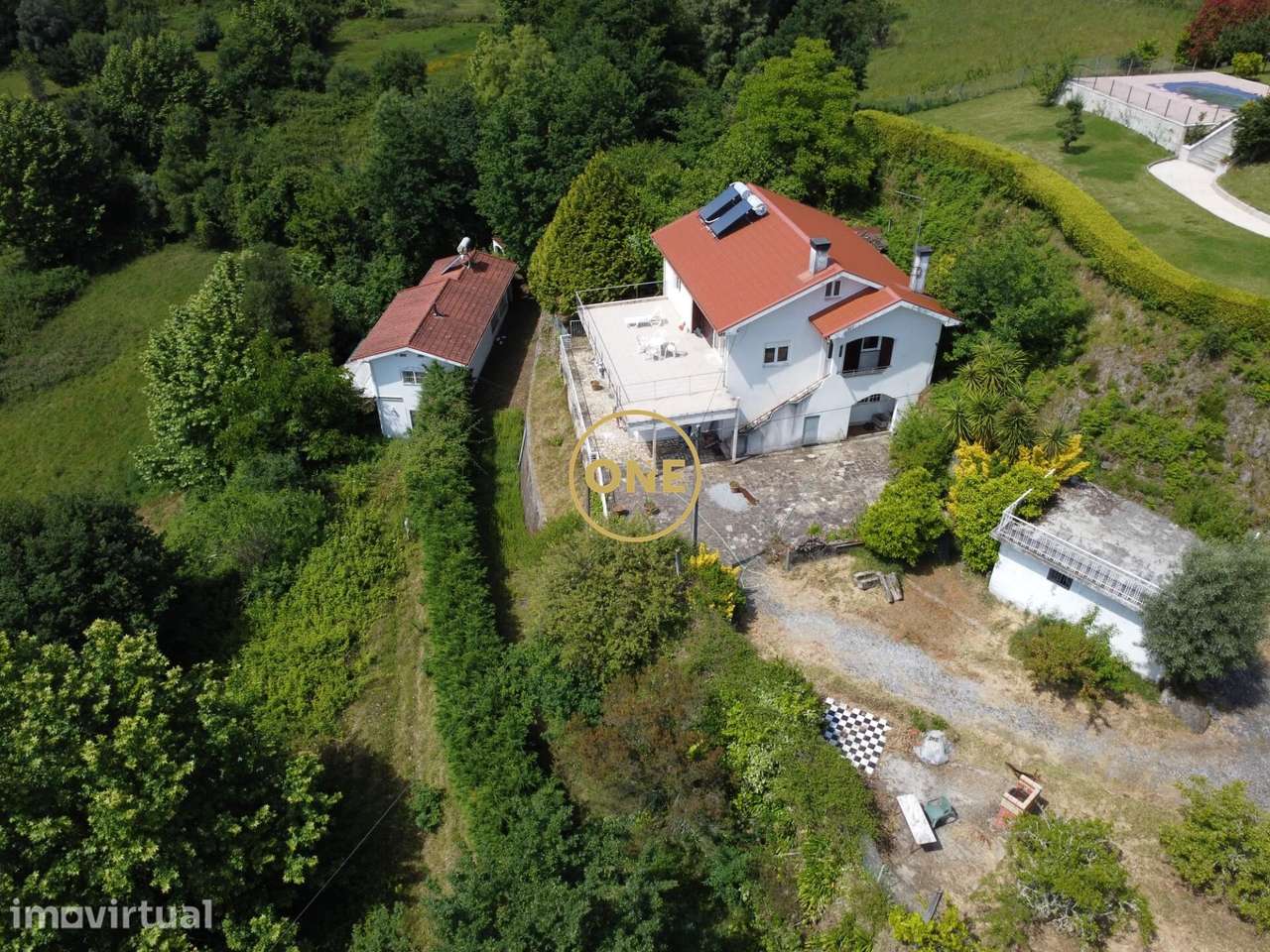 Moradia T5 em Valdreu, Vila Verde - Grande imagem: 5/47