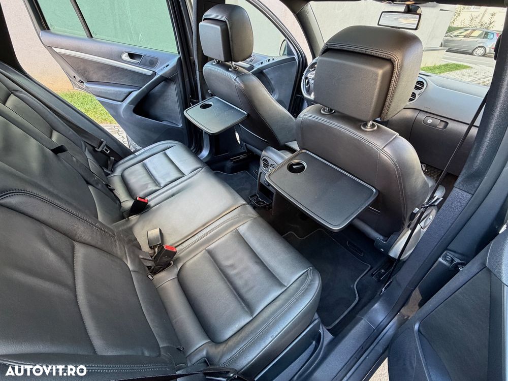 Volkswagen Tiguan - 13