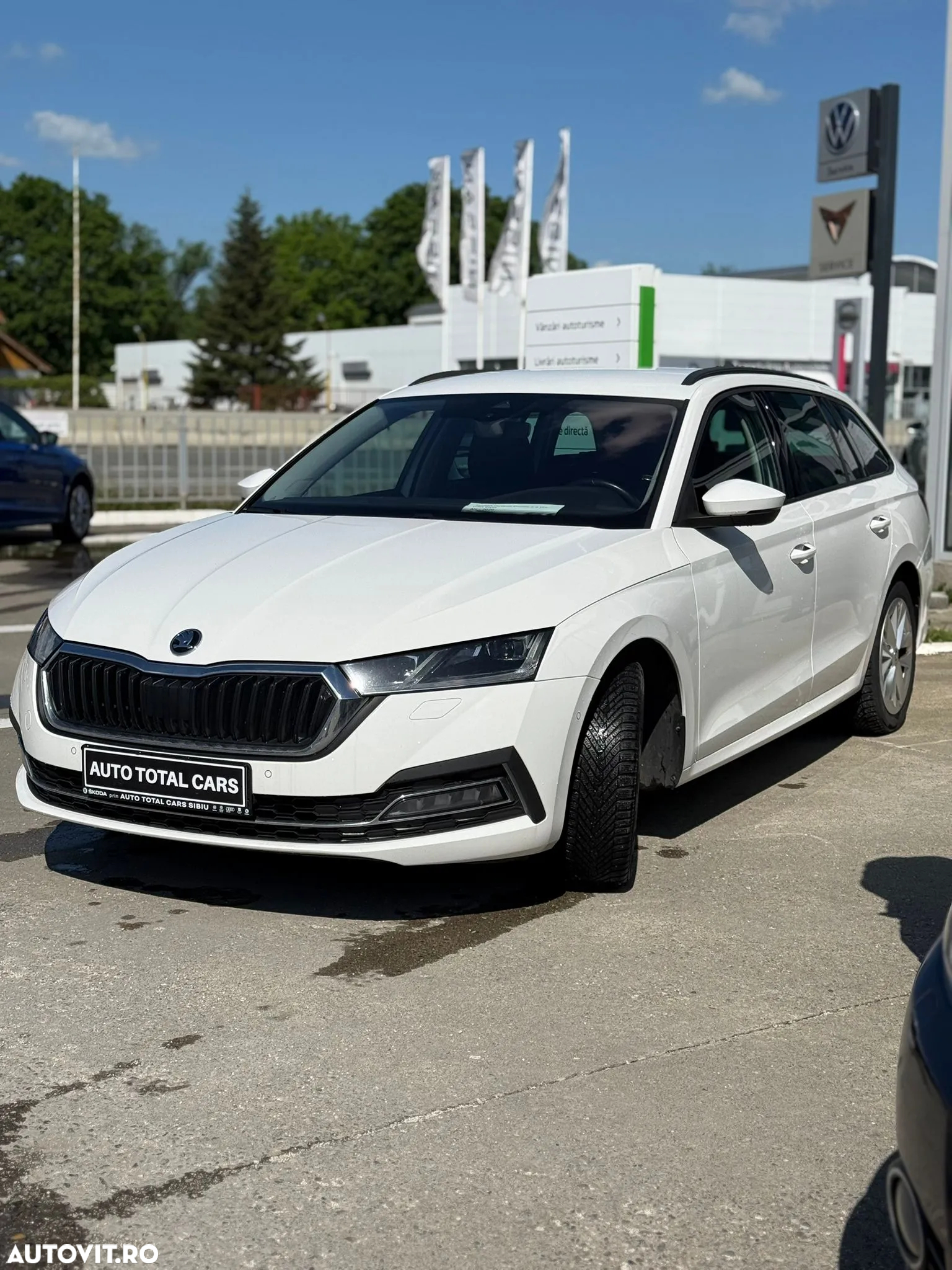 Skoda Octavia Combi 2.0 TDI DSG Style - 3