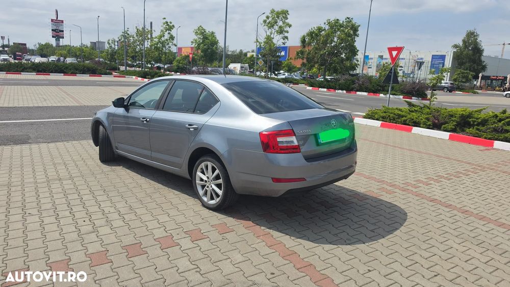 Skoda Octavia 1.2 TSI STYLE - 8