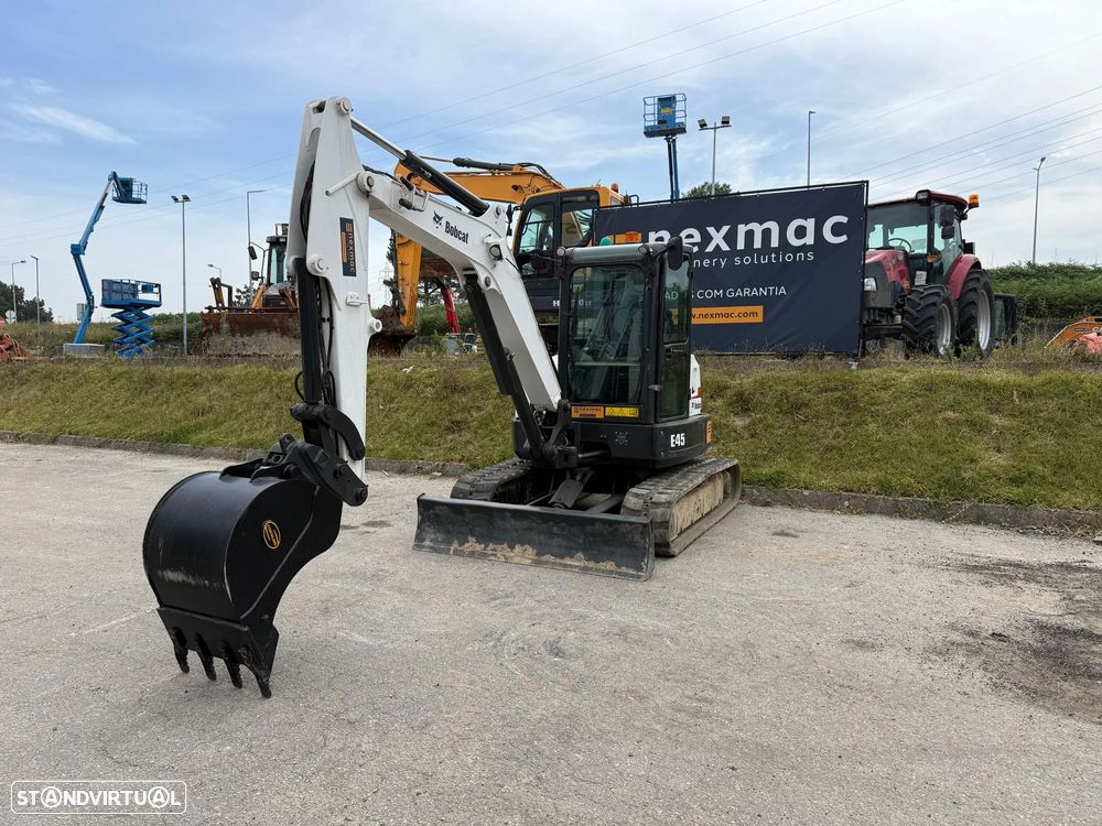 Bobcat E45 - 1