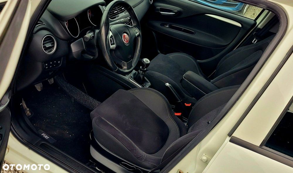 Fiat Grande Punto - 9