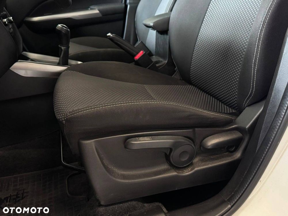Suzuki Vitara 1.0 Boosterjet Premium 2WD - 24