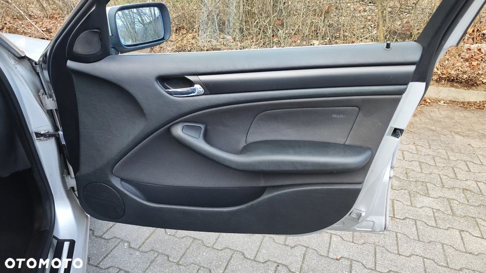 BMW Seria 3 320i Edition Lifestyle - 27