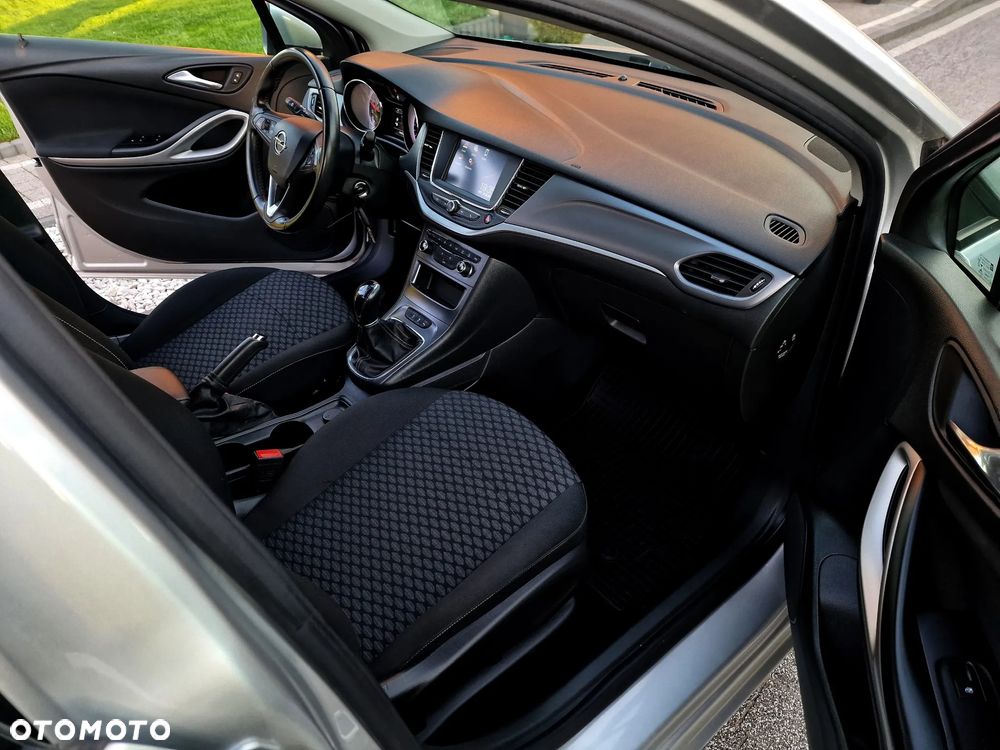 Opel Astra 1.6 CDTI Elite - 16