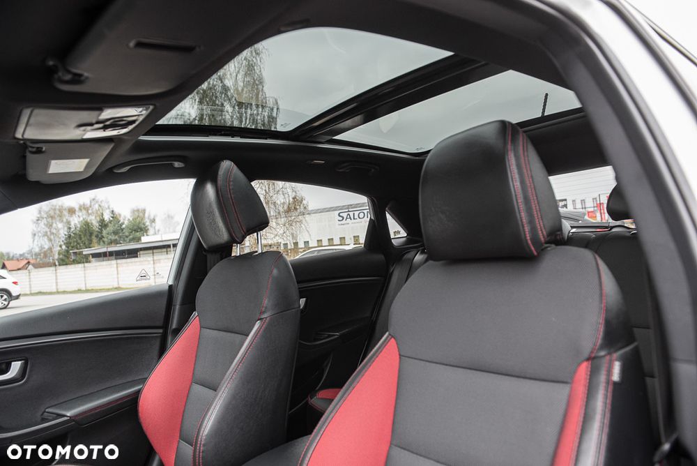 Hyundai i30 1.6 T GDI Turbo - 18