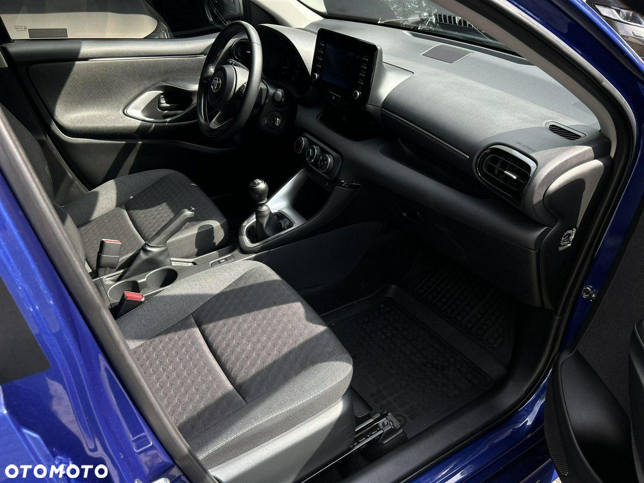 Toyota Yaris - 14
