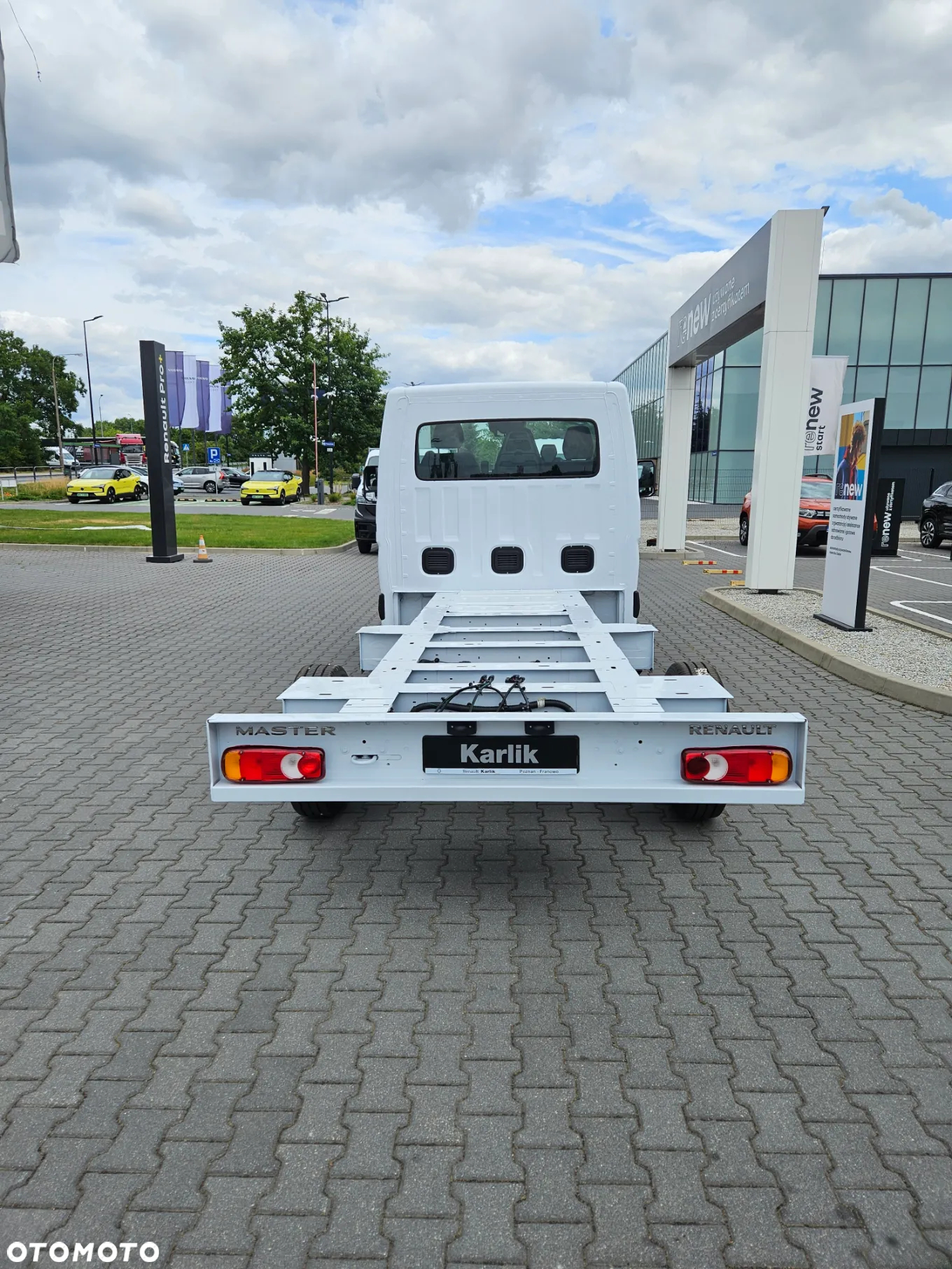 Renault podwozie gotowe do zabudowy! - 6