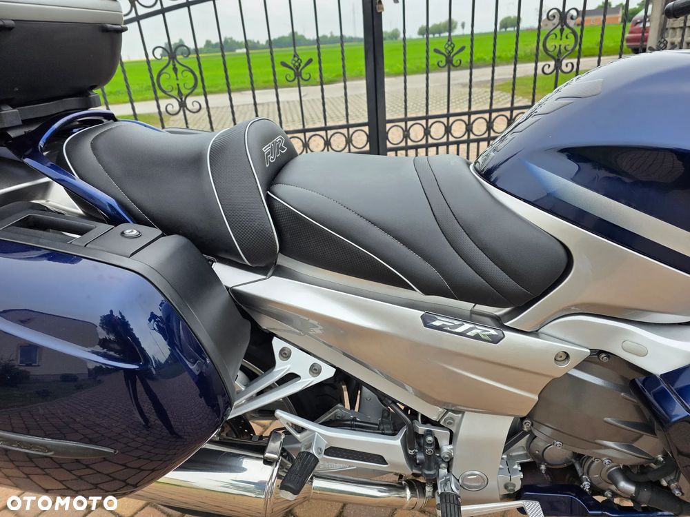 Yamaha FJR - 26