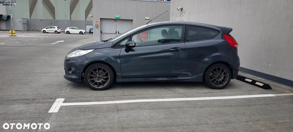 Ford Fiesta 1.6 Sport - 2