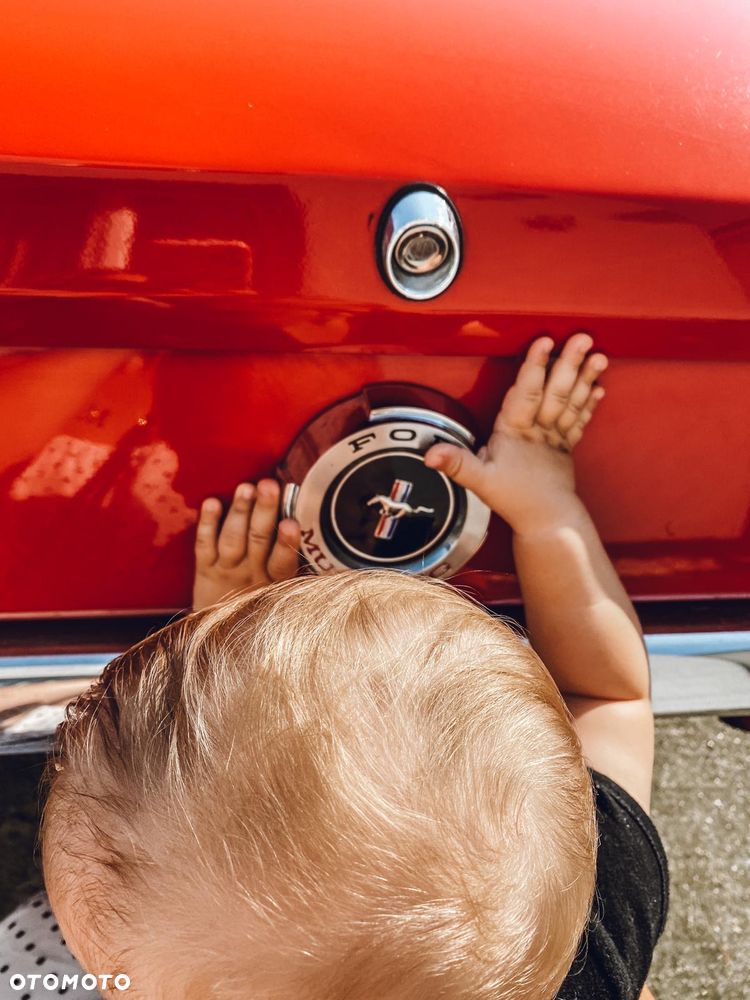 Ford Mustang - 9