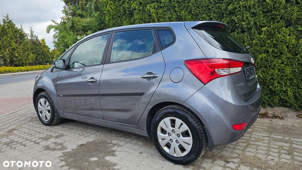 Hyundai ix20 - 10